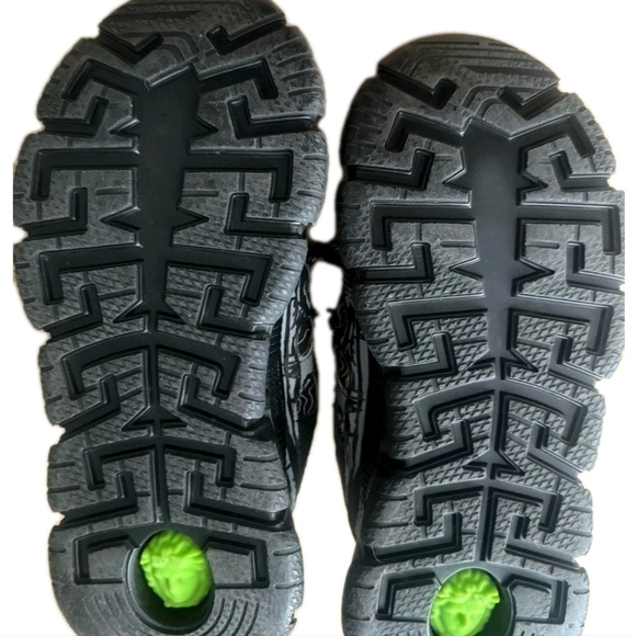 Versace Trigreca LowTop Sneakers (Unisex) EU Size 38 US Wmns Sz 7 Men Sz 5.5-6 - Picture 7 of 9